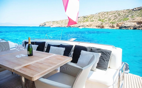 Аренда яхты Sunseeker Manhattan 63 на Майорке, Испания